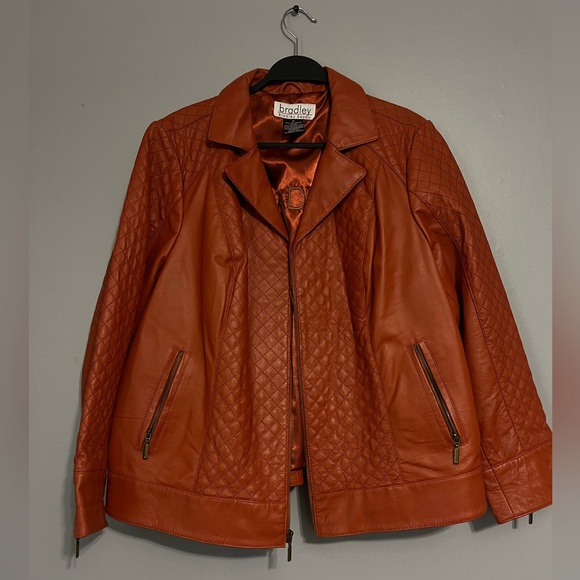 Bradley Bayou Jackets & Blazers - Bradley Bayou 100% Leather Jacket Womens Burnt Orange Quilted Full Zip Pockets